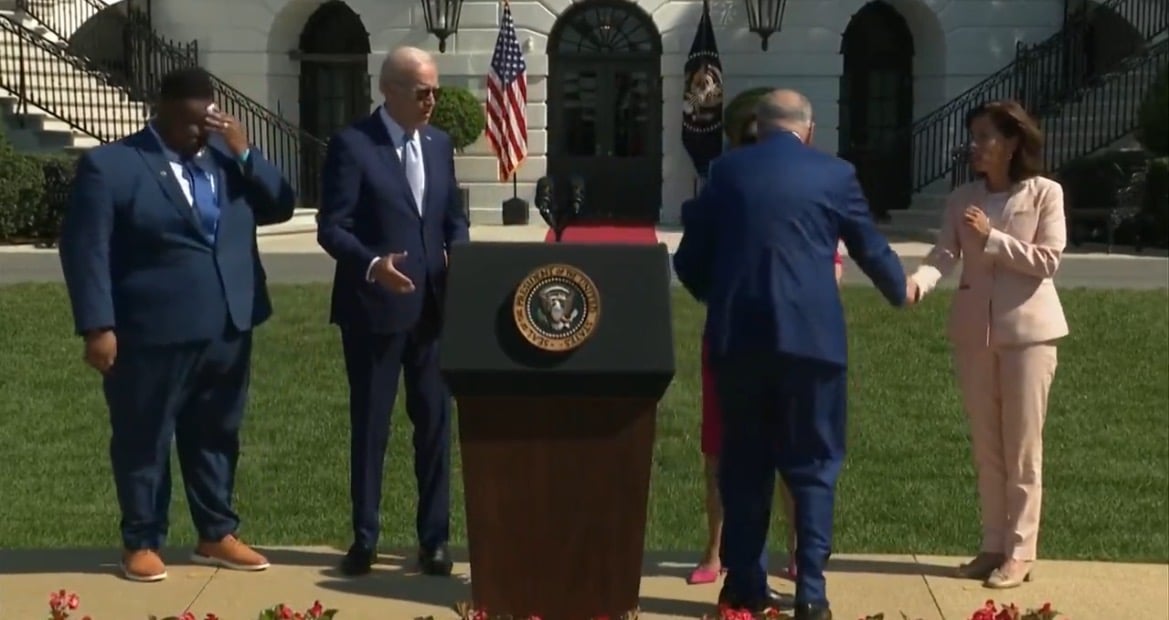 WHAT A SH*TSHOW – Now White House Slaps Down Schumer and Says Small Balloons May Have Been Something Else