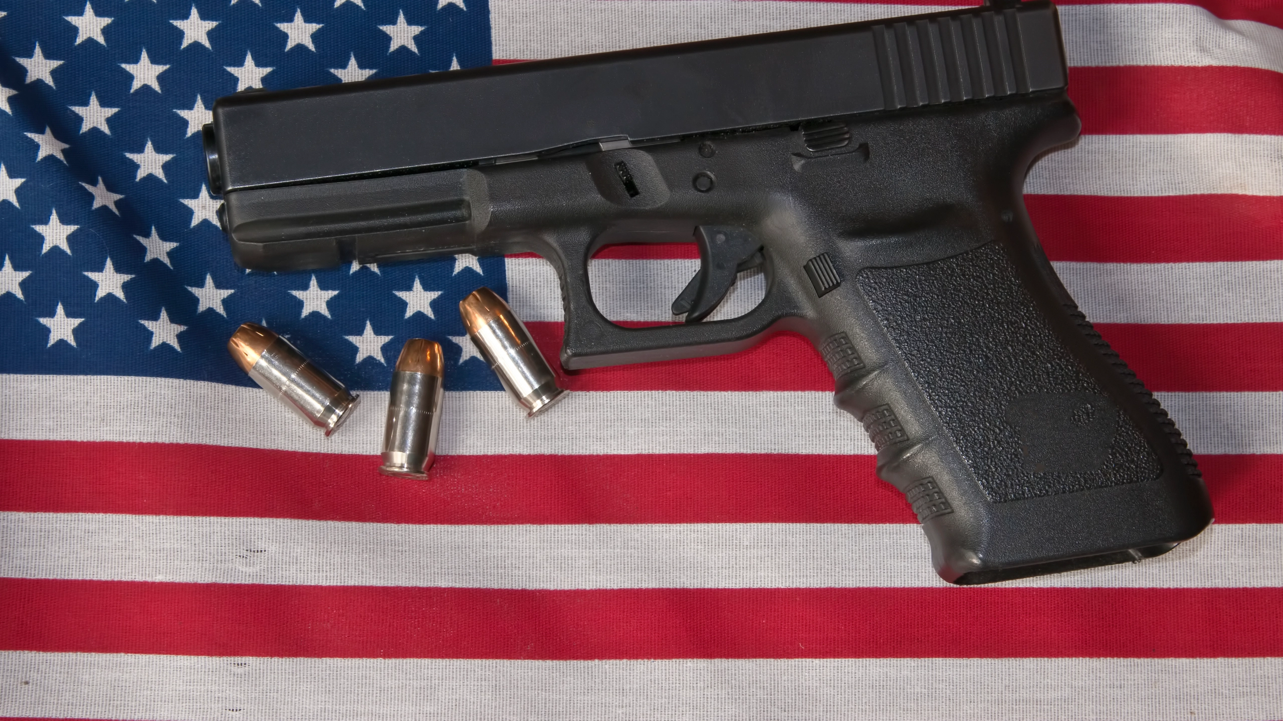 Colorado Democrat Governor Signs Four Gun Control Bills – Strengthen Red Flag Laws, Imposes 3-Day Waiting Period, & Raises Age Requirement