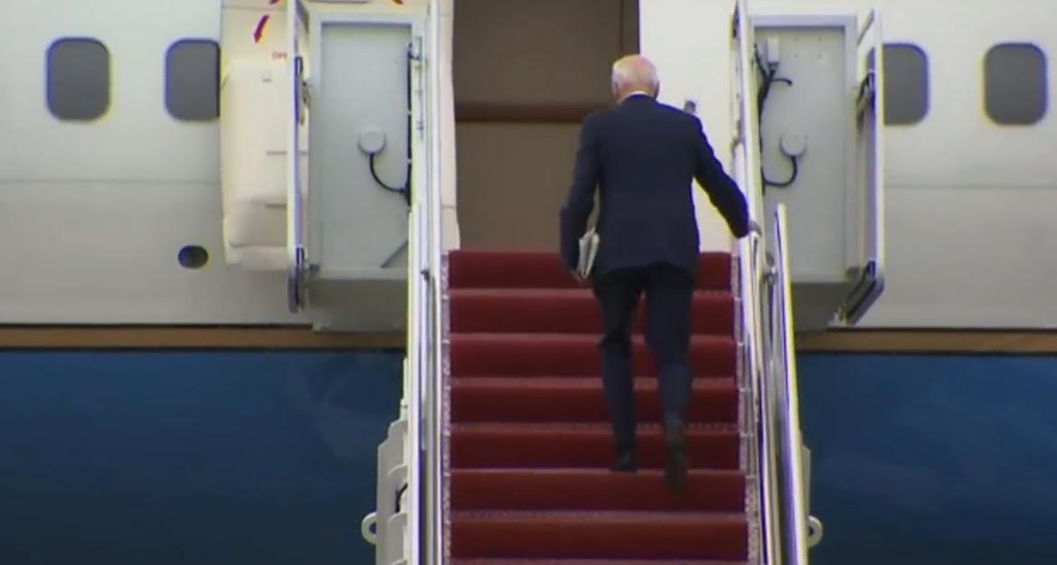 WATCH: Biden Takes Off to Rehoboth Beach for Another Vacation – Biden Has Spent 331 Days – 40% of His Presidency on Vacation with No Visitor Logs