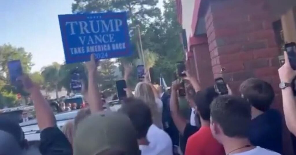 Kamala Harris Met with “Trump” Chants as She Arrives to Softball CNN Interview in Georgia (VIDEO)