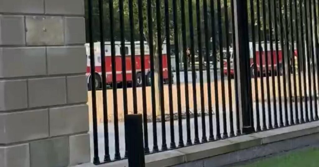 JUST IN: Emergency Trucks Pull Up to White House and Block Off Entrances After “Suspicious Item” Prompts Closure (VIDEO)