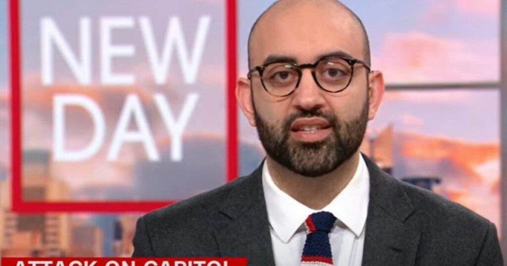 Pro-Censorship ‘Media’ Journo Oliver Darcy Leaving CNN to Start Subscription Based Newsletter