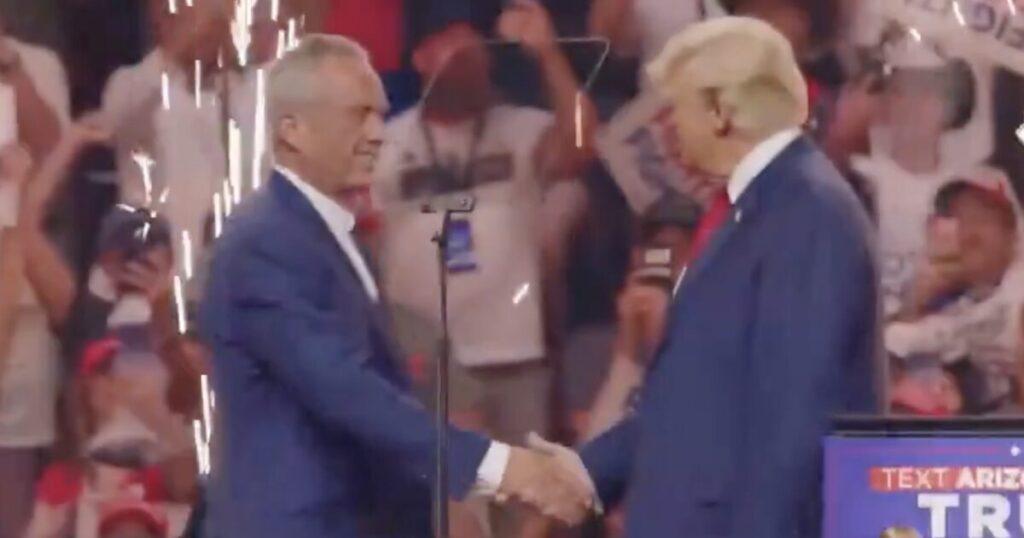 HISTORY! President Trump Introduces Robert Kennedy Jr. to Thousands of Supporters in Glendale, Arizona