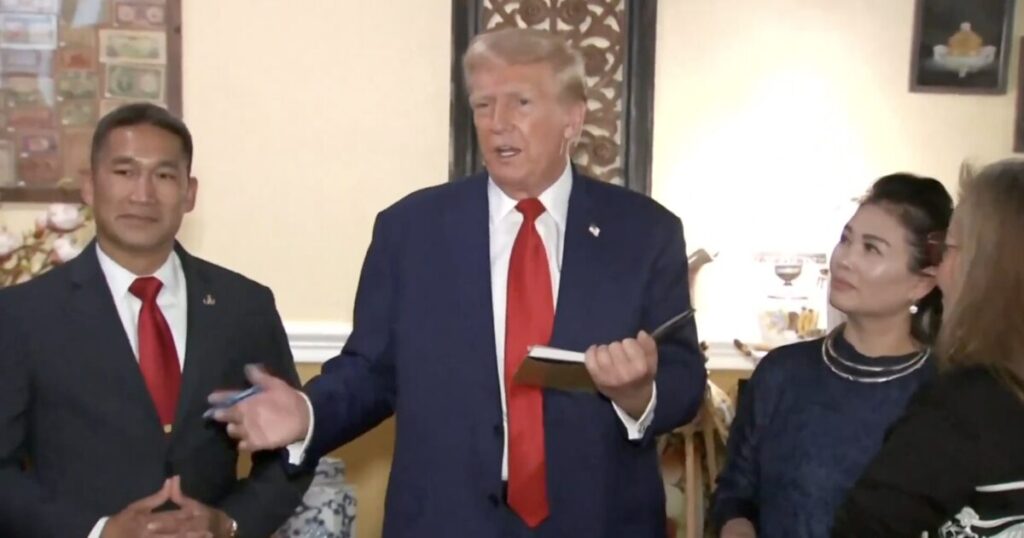 “We Need You For the Next Four Years!” President Trump Visits Vietnamese Restaurant in Virginia (VIDEO)