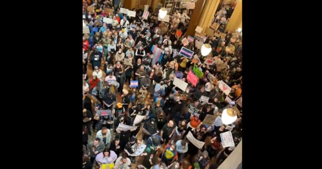 TRANSURRECTION! Thousands of Trans Activists Storm Iowa Capitol as Lawmakers Vote to Derecognize Gender Identity (VIDEO)