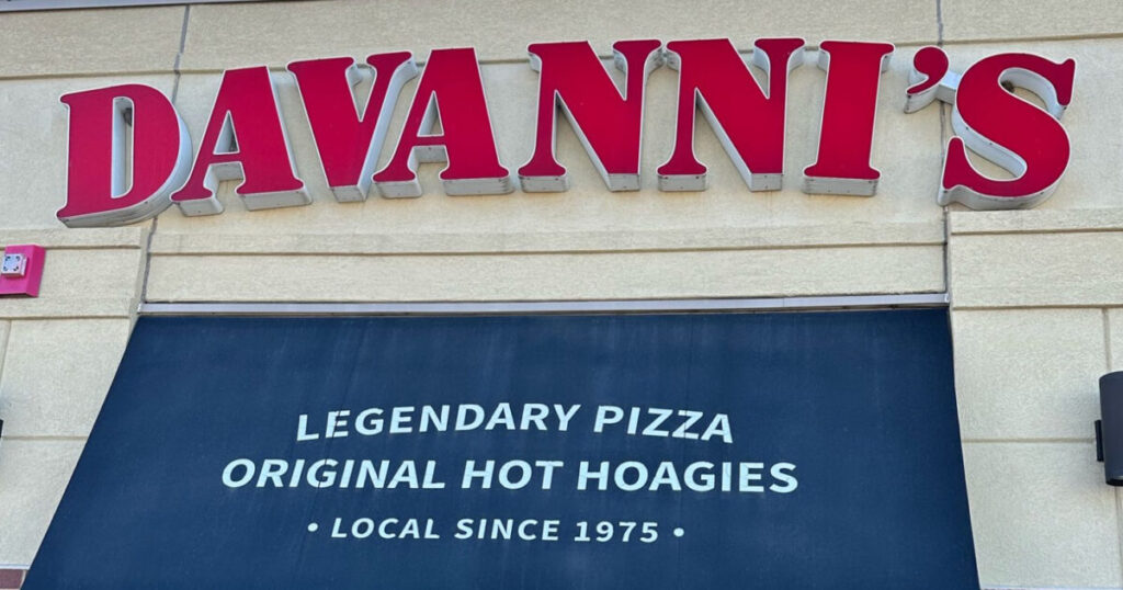 Minnesota Pizza Chain Kicks Out Group of Republicans and Trump Supporters — ‘Deeply Sorry’ Owners Now Attempting Damage Control