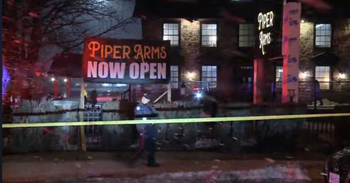 Three Masked Gunmen at Large After Mass Shooting in Toronto Pub Leaves Six Shot, Six Others Injured Three Masked Gunmen at Large After Mass Shooting in Toronto Pub Leaves Six Shot, Six Others Injured