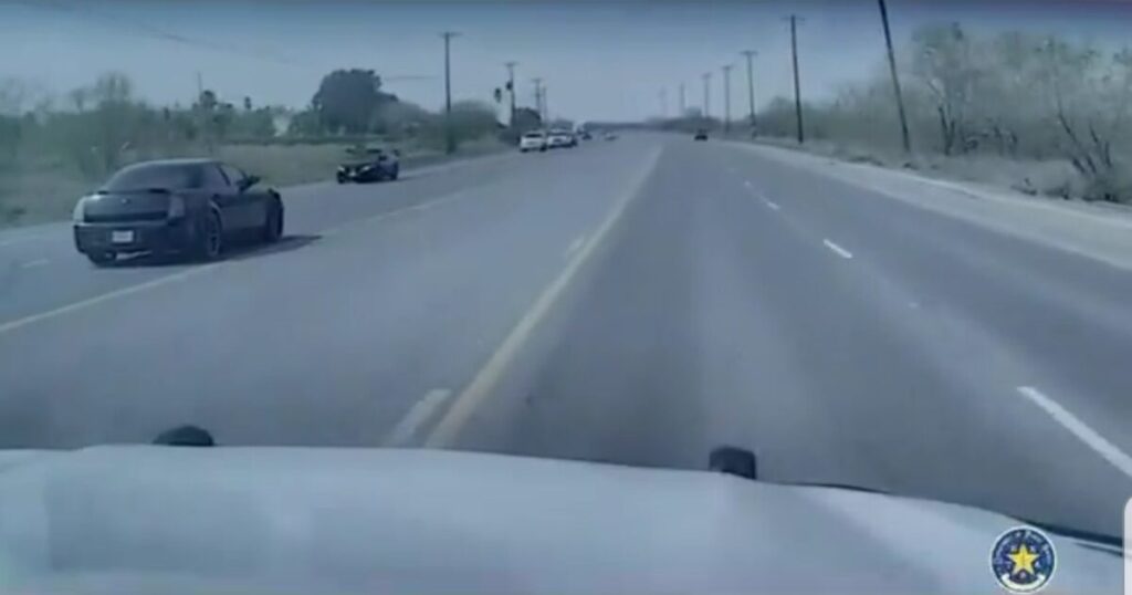 Texas DPS Pursue Illegal Alien Smuggler on High-Speed Chase, Uses PIT Maneuver After Suspect Drives on Wrong Side of the Road (VIDEO)