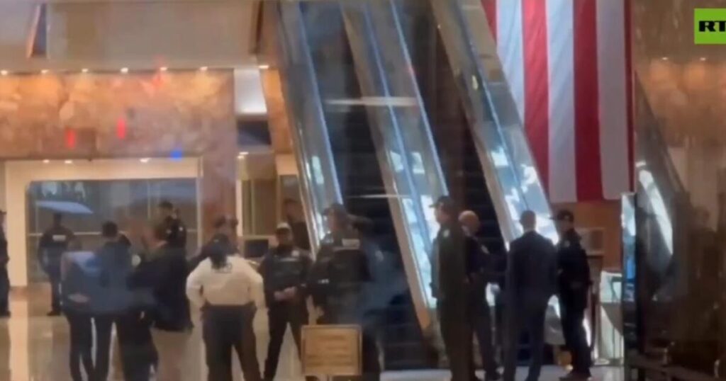 DEVELOPING: Police Surround Trump Tower After ‘Emotionally Disturbed’ Man Tries to Access Roof (VIDEO)