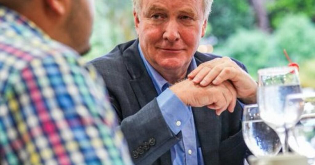 Chris Van Hollen’s El Salvador Visit May Violate the Logan Act — and Trigger Criminal Charges