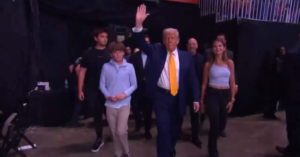 WATCH LIVE: President Trump to Arrive at UFC 314 in Miami at 9 PM ET – UPDATE: Crowd Goes WILD as Trump Enters the Building