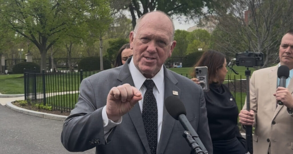 WATCH: Border Czar Tom Homan Tells TGP Sanctuary Officials “Absolutely” Should be Arrested, Suggests Felony Charges Incoming: “Hold Tight on That One Because it’s Coming”