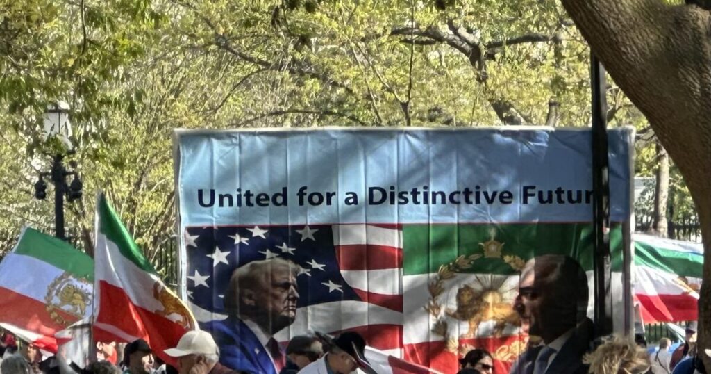 Peaceful “Free Iran” Protest Held by Large Conservative Group Outside the White House – TGP Footage