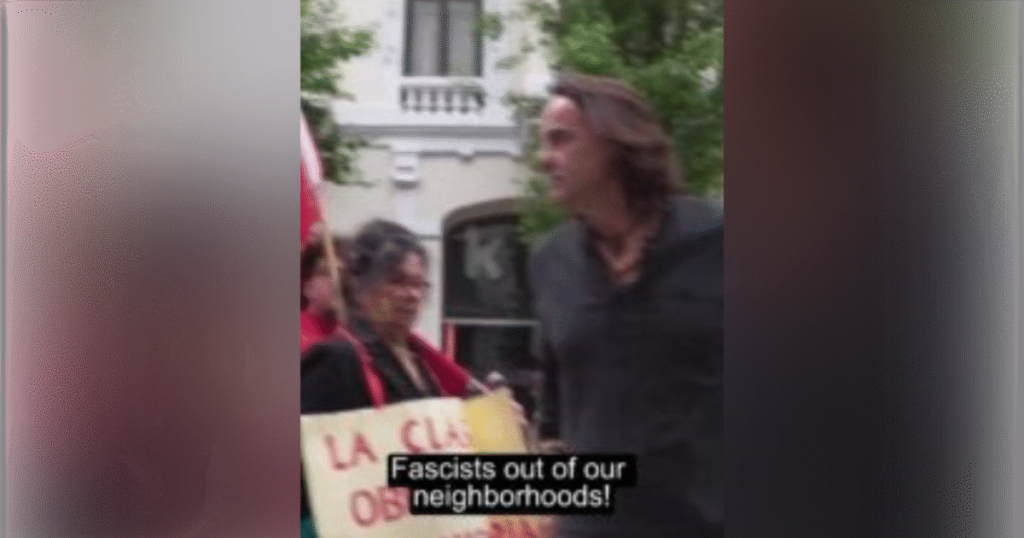 Independent Spanish Journalist Cake Minuesa is attacked by the far left