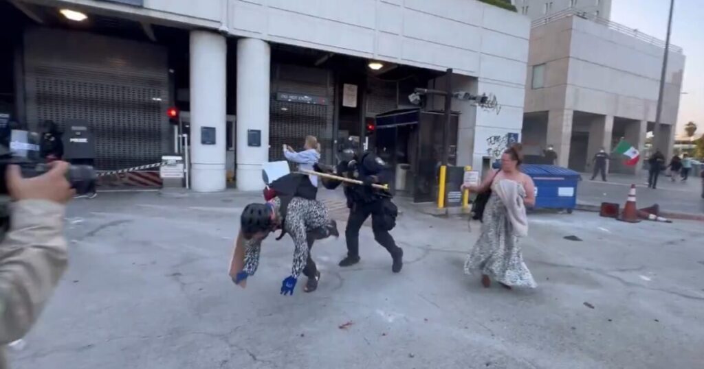 Officers Deploy Tear Gas and Storm Protestors at Federal Detention Facility in Downtown Los Angeles (VIDEO) **DHS Responds**