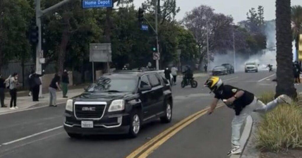 FBI Vows to Find Protesters Throwing Rocks at ICE Vehicles in Los Angeles