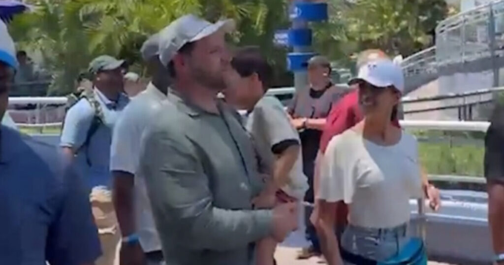 (VIDEO) Woke Karen Screams at JD Vance at Disneyland – “We Support Immigrants!”