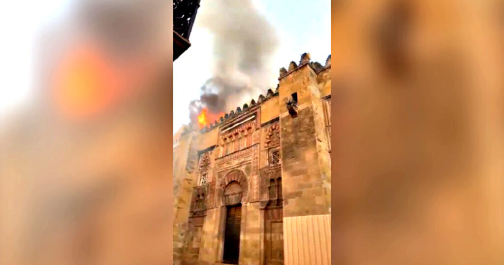 WATCH: Fire Ravages World-Famous Mosque-Cathedral in Cordoba, Spain