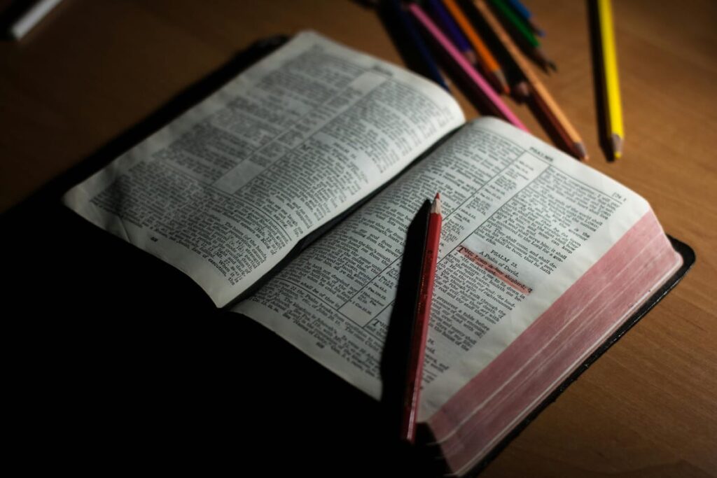 Oklahoma Purchases More Than 500 Bibles for Classrooms