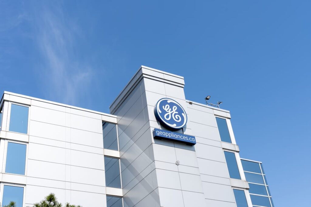 GE Appliances Shifts More Production From China, Mexico Back to US as Part of  Billion Investment
