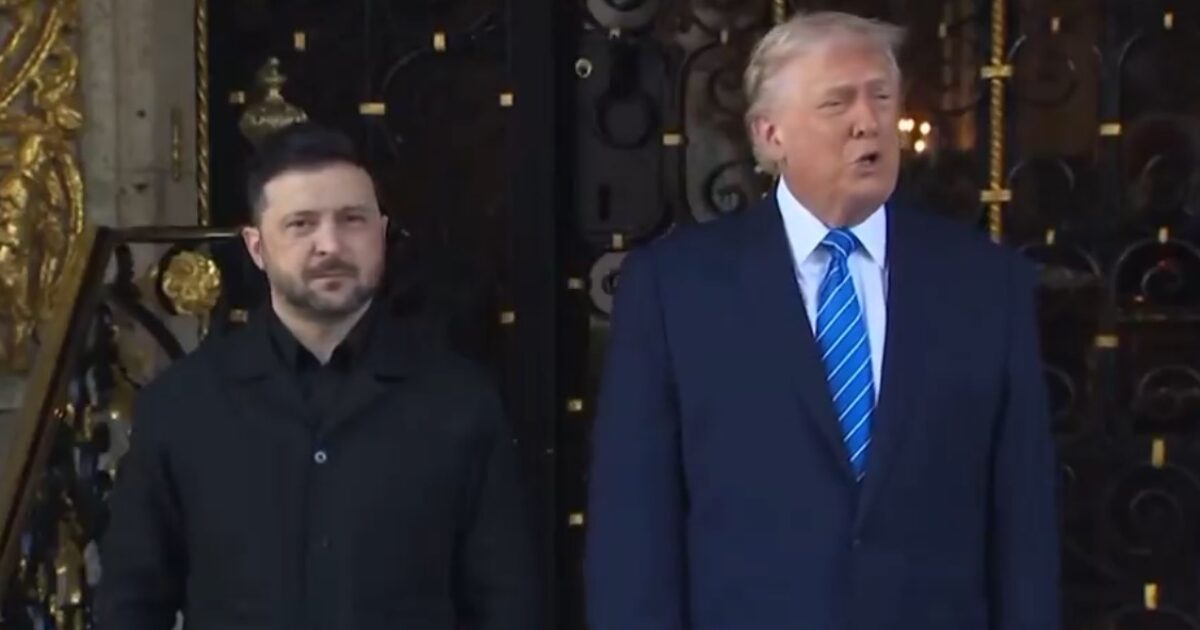 “What a Dumb Question!” Trump Torches Reporter During Meeting with Zelensky at Mar-a-Lago (VIDEO) “What a Dumb Question!” Trump Torches Reporter During Meeting with Zelensky at Mar-a-Lago (VIDEO)