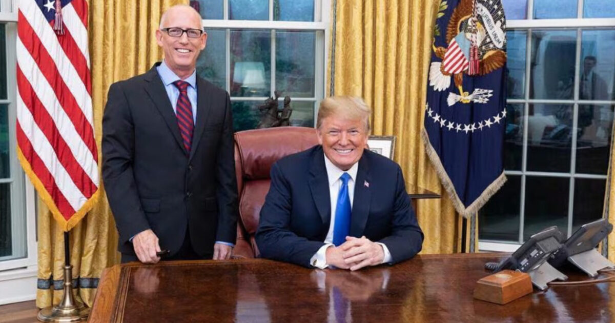 President Trump Leads Tributes to Scott Adams as Social Media Mourns Passing of Legendary Cartoonist President Trump Leads Tributes to Scott Adams as Social Media Mourns Passing of Legendary Cartoonist