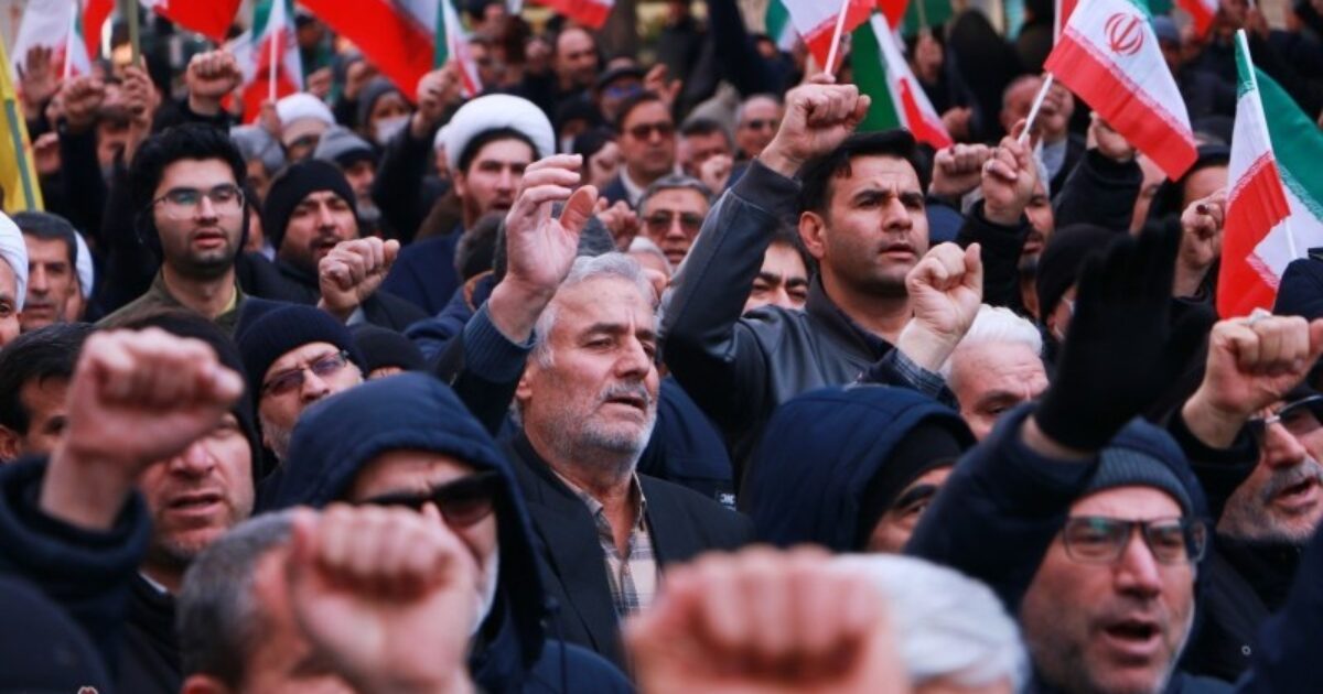 US Embassy and TravelGov Warn of Escalation, Advise Americans To Consider Departing Iran by Land To Armenia Or Turkey US Embassy and TravelGov Warn of Escalation, Advise Americans To Consider Departing Iran by Land To Armenia Or Turkey