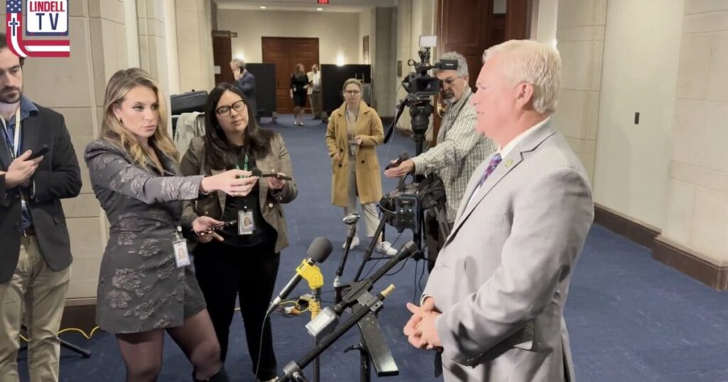 James Comer Says Ilhan Omar Is “At the Top of the Suspect List” in Massive Minnesota Fraud Scandal — Ethics Complaints Incoming, Claims Her Husband Profited