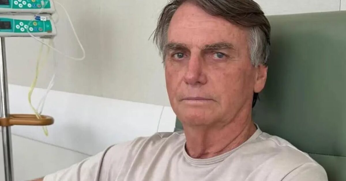 Former Brazilian President Bolsonaro Back in the Hospital With Pneumonia, as His Presidential Candidate Son Calls on Lula to ‘Stop Playing With My Father’s Life’