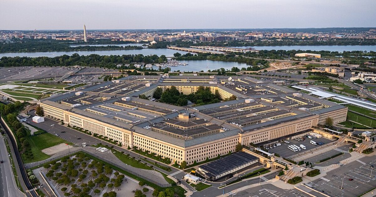 Pentagon Reportedly Preparing to Send 3,000 Airborne Troops to Middle East