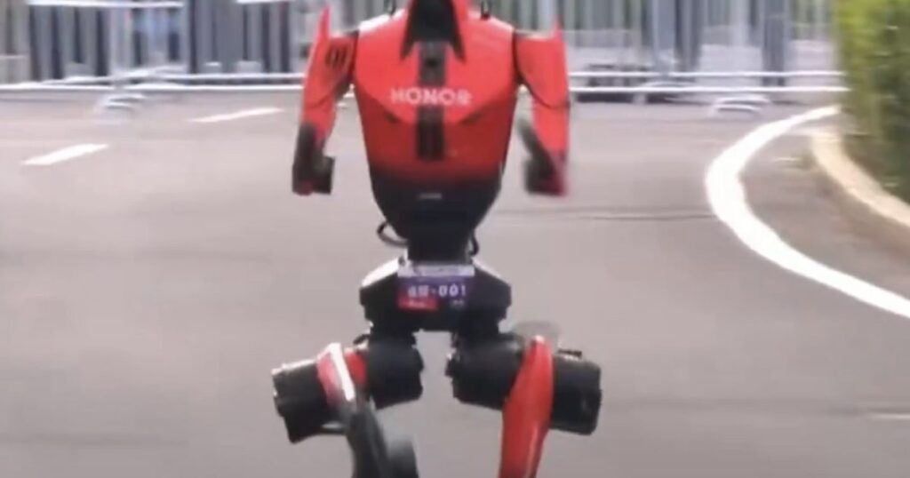 Humanoid Robot Smashes Human Half Marathon Record in Beijing — Nearly 3x Faster Than Last Year! (VIDEO)