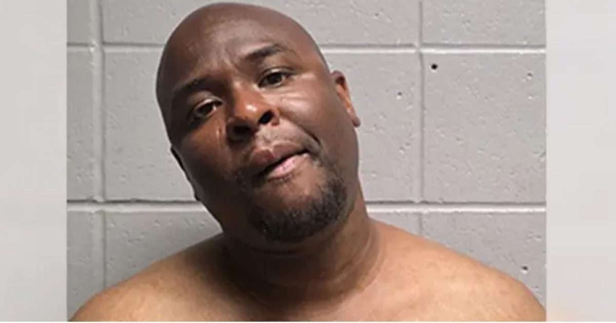Deranged Man Allegedly Stabs Female Walmart Employee to Death; Believing He Was Killing a “Demon” That Was Stalking Him Deranged Man Allegedly Stabs Female Walmart Employee to Death; Believing He Was Killing a “Demon” That Was Stalking Him