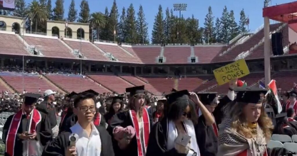 Stanford Graduation Descends Into Chaos as Students Stage Mass Walkout on Google CEO Sundar Pichai’s Commencement Speech (VIDEO)