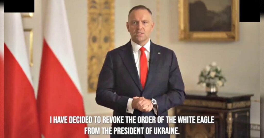 Polish President Nawrocki Officially Strips Zelensky of Top Honor Over Kiev Regime’s Glorification of Nazi Collaborators and War Criminals (VIDEO)