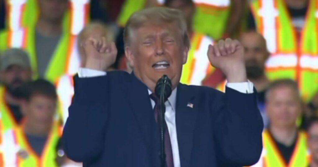 MUST WATCH: Trump Hilariously Roasts Transgender Weightlifters During Pennsylvania Rally