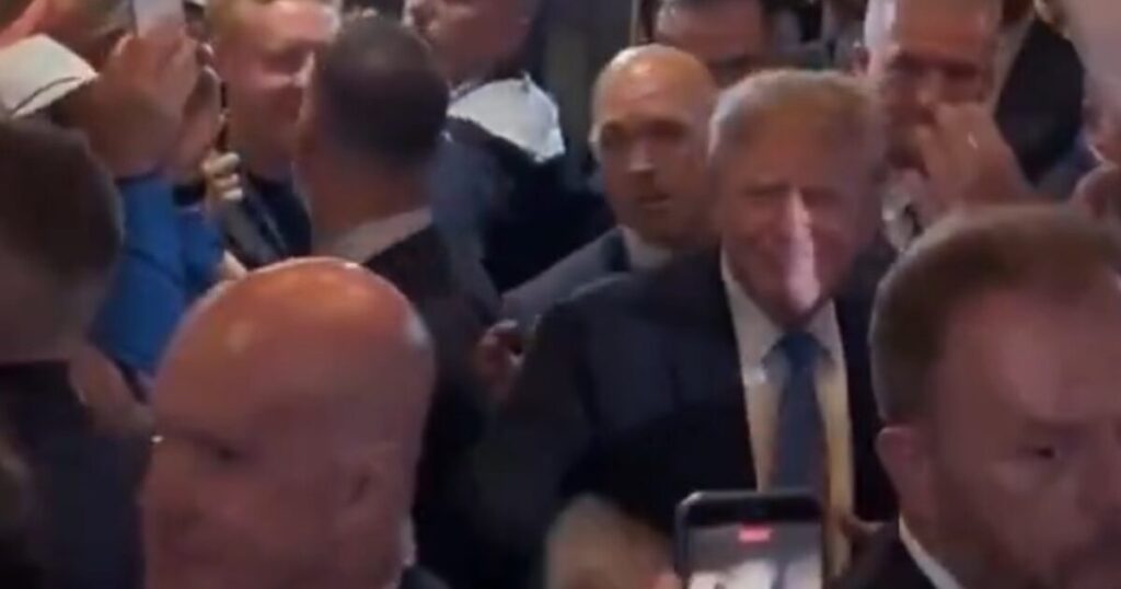Trump Receives Rockstar Welcome at Members Bar in Doonbeg, Ireland (VIDEO)